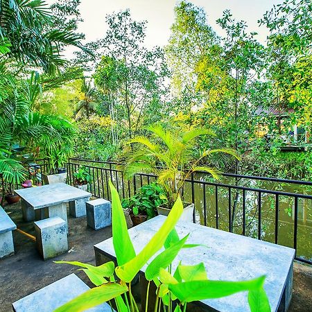 Nida Rooms Central 89 Plaza Resort Szuratthani Kültér fotó