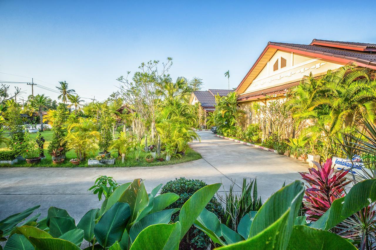Nida Rooms Central 89 Plaza Resort Szuratthani Kültér fotó