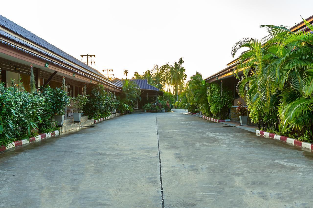 Nida Rooms Central 89 Plaza Resort Szuratthani Kültér fotó